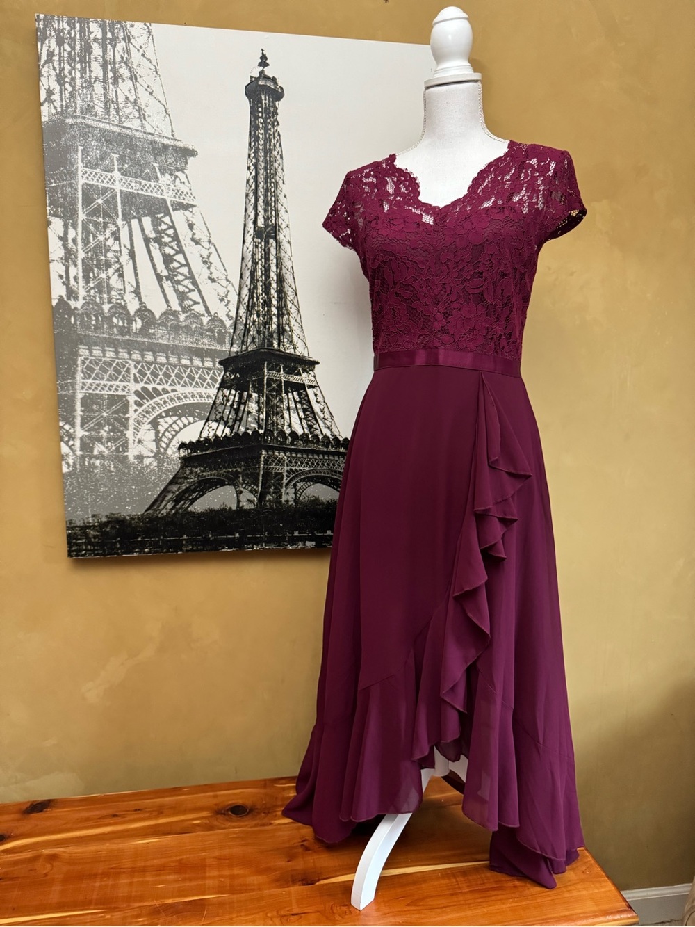 Miusol Burgundy Lace Bodice High-Low Ruffle Midi Dress NWT